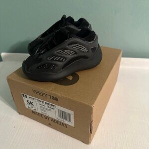 Yeezy Kids Sneakers - Black
